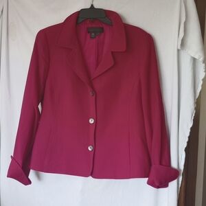 Nina Mclemore Bright Fucia blazer!